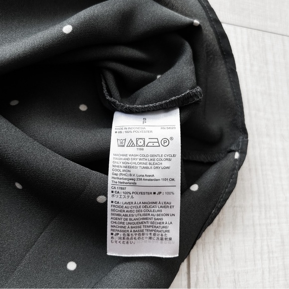 Banana Republic dark grey and white polka dot blouse - Picture 9 of 9